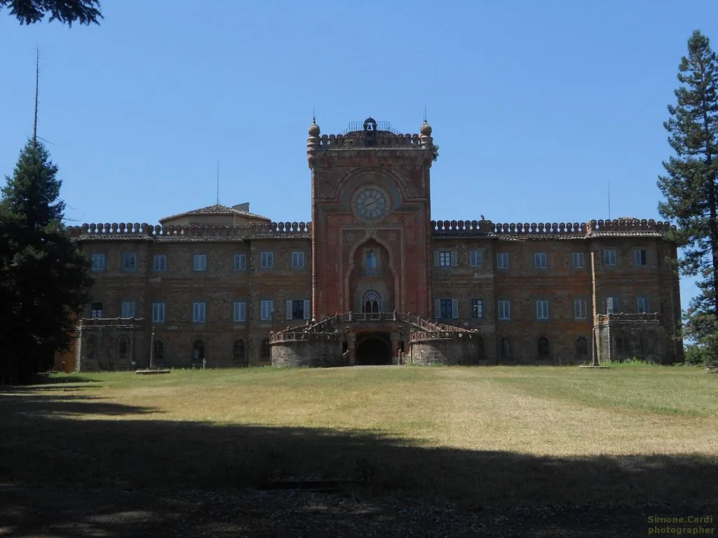 Castello di Sammezzano Leccio foto esterno