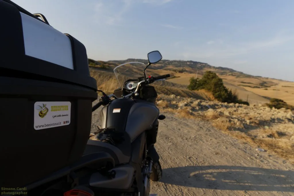 Val di Cecina in moto VStrom Suzuki