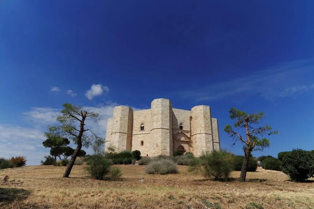 Castel del Monte (Puglia provincia di Barletta)
