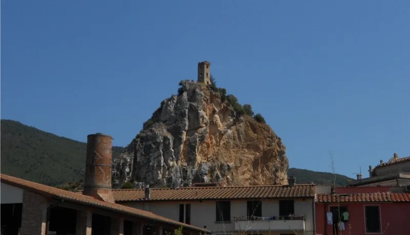 Torre di Caprona