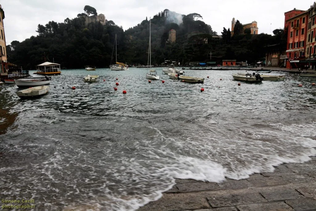 Baia del porticciolo di Portofino in inverno