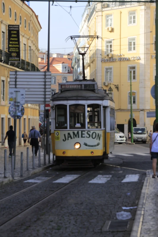Lisbona, Portogallo: lo storico tram 28