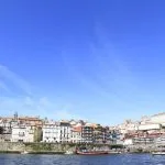 Vista di Oporto dal fiume Douro