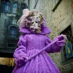 Dama del settecento costume e maschera veneziana al Carnevale dei figli di Bocco 2017