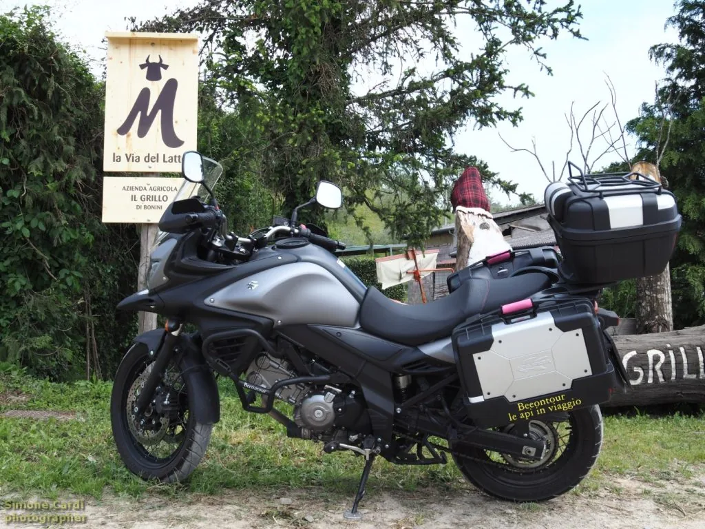 Suzuki v-strom Mugello