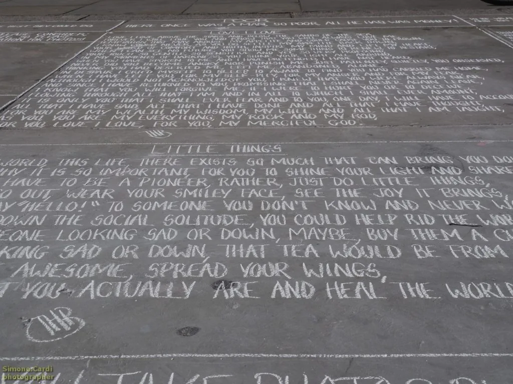 street art Trafalgar Square