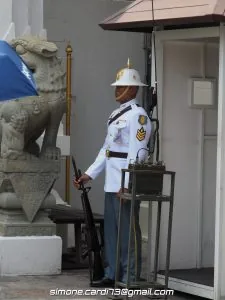 Thailandia, Bangkok, Palazzo Reale: cambio della guardia