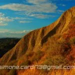 Sperone roccioso tra i calanchi in Basilicata