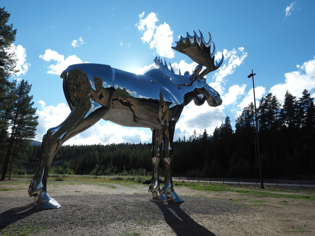 Statua alce gigante in Norvegia