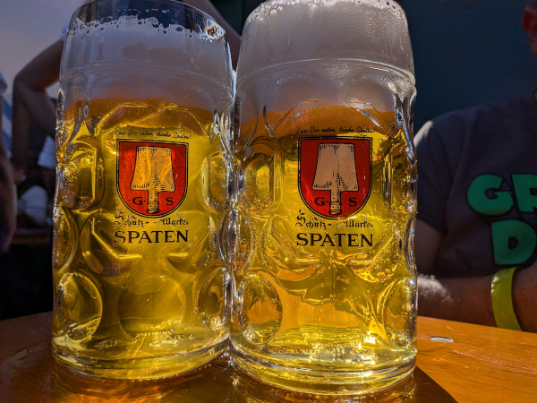 Boccali di birra da 1 litro Oktoberfest: birreria Spaten