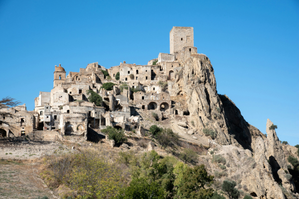 Craco città fantasma in Basilicata, meta ideale per un weekend in camper ad Halloween
